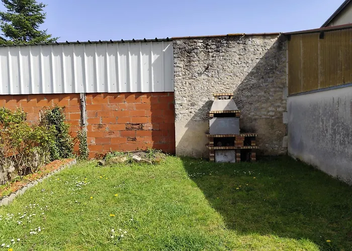 Maison A 3 Chambres, Rustique, Fraiche, Entretenue, 15\' Zoo Beauval Commerces Pharmacie Route Mediane